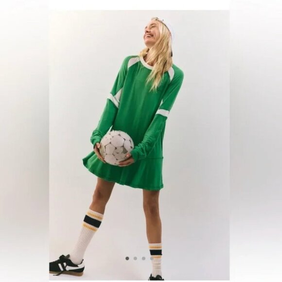 Free People Dresses & Skirts - NWT AT BAT LAYER FP MOVEMENT FREE PEOPLE GREEN SZ XS